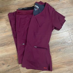 Greys Anatomy spandex stretch scrub set